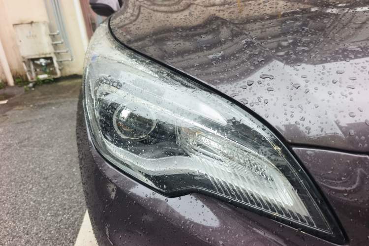 Used Buick Envision 2016 20T Two-Wheel Drive Leading Version Right Front Headlight