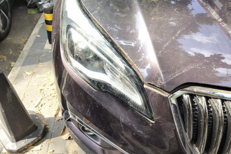 Used Buick Envision 2016 20T Two-Wheel-Drive Elite Model Right Front Headlight
