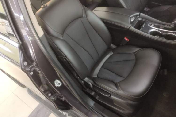 Used Buick Envision 2016 20T Two-Wheel Drive Leading Version Right Front Seat