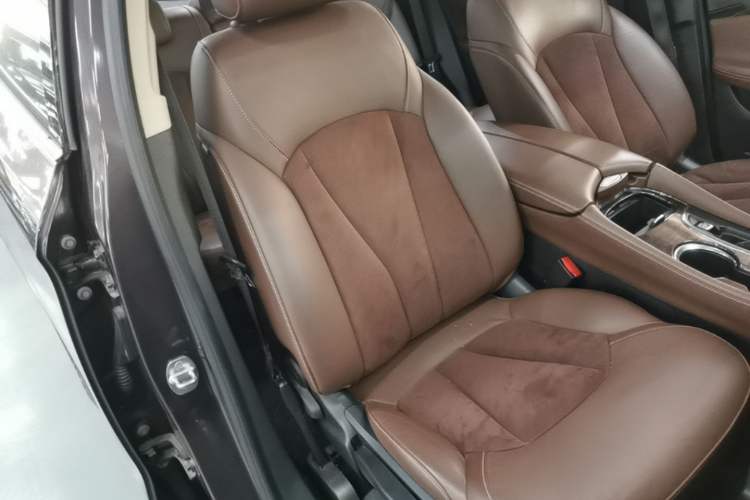 Used Buick Envision 2016 28T Four-Wheel Drive Elite Version Right Front Seat
