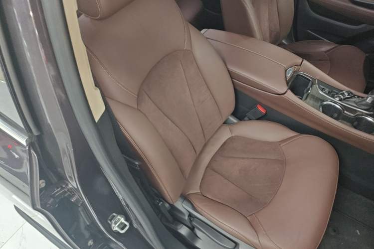 Used Buick Envision 2016 28T Four-Wheel Drive Elite Version Right Front Seat