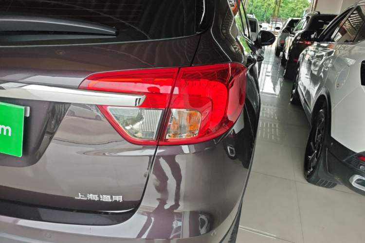 Used Buick Envision 2016 28T Four-Wheel Drive Elite Version Right Rear Taillight