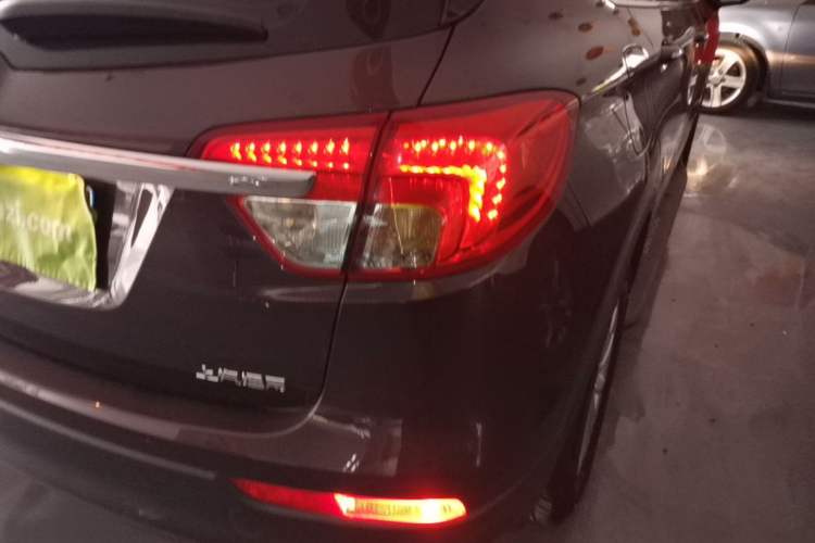 Used Buick Envision 2016 20T Two-Wheel-Drive Elite Model Right Rear Taillight
