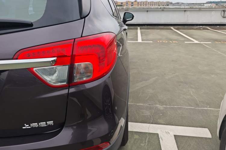 Used Buick Envision 2016 20T Two-Wheel-Drive Elite Model Right Rear Taillight