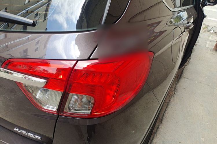 Used Buick Envision 2016 20T Two-Wheel Drive Leading Version Right Rear Taillight