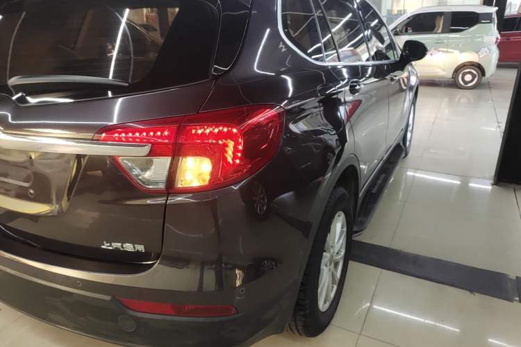 Used Buick Envision 2016 20T Two-Wheel Drive Leading Version Right Rear Taillight