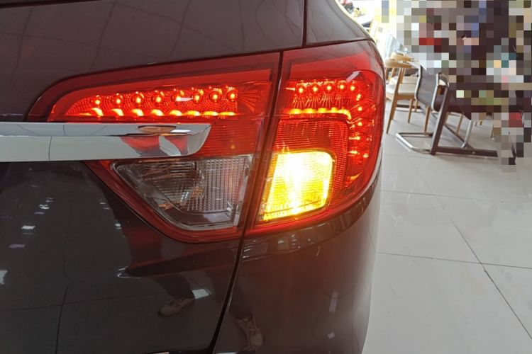 Used Buick Envision 2016 20T Two-Wheel-Drive Elite Model Right Rear Taillight
