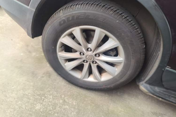 Used Buick Envision 2016 28T Four-Wheel Drive Elite Version Right Rear Wheel Hub