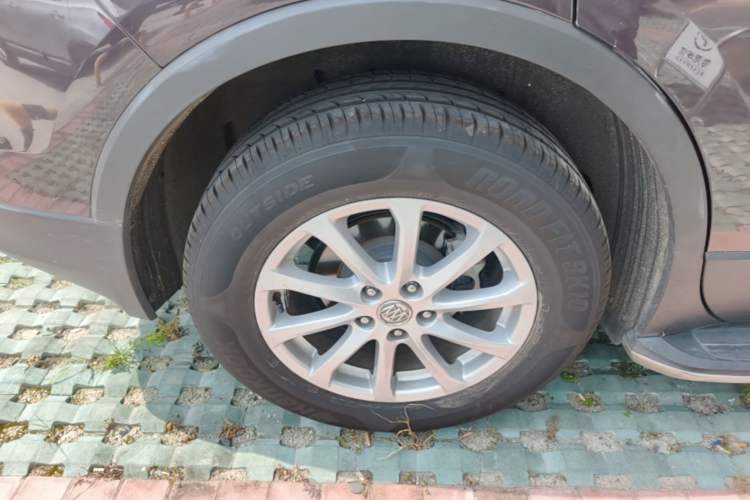 Used Buick Envision 2016 20T Two-Wheel-Drive Elite Model Right Rear Wheel Hub
