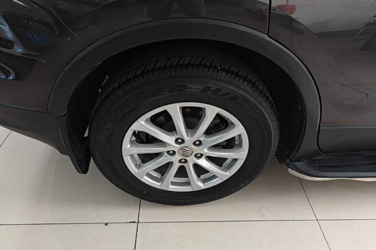 Used Buick Envision 2016 20T Two-Wheel-Drive Elite Model Right Rear Wheel Hub