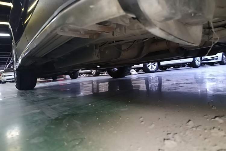 Used Buick Envision 2016 28T Four-Wheel Drive Elite Version Right Side Sill