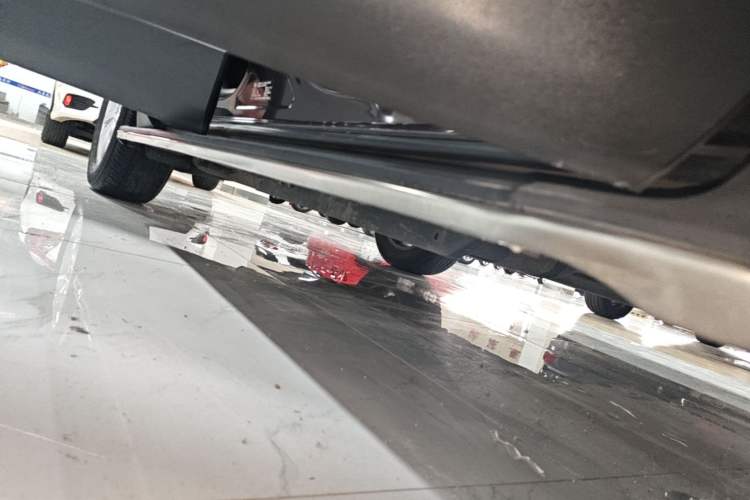 Used Buick Envision 2016 28T Four-Wheel Drive Elite Version Right Side Sill