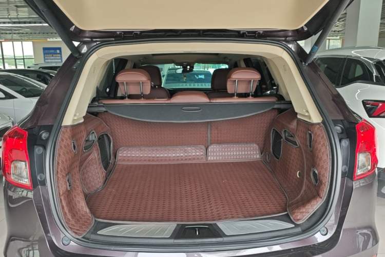 Used Buick Envision 2016 28T Four-Wheel Drive Elite Version Trunk