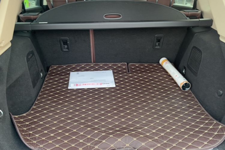 Used Buick Envision 2016 20T Two-Wheel-Drive Elite Model Trunk