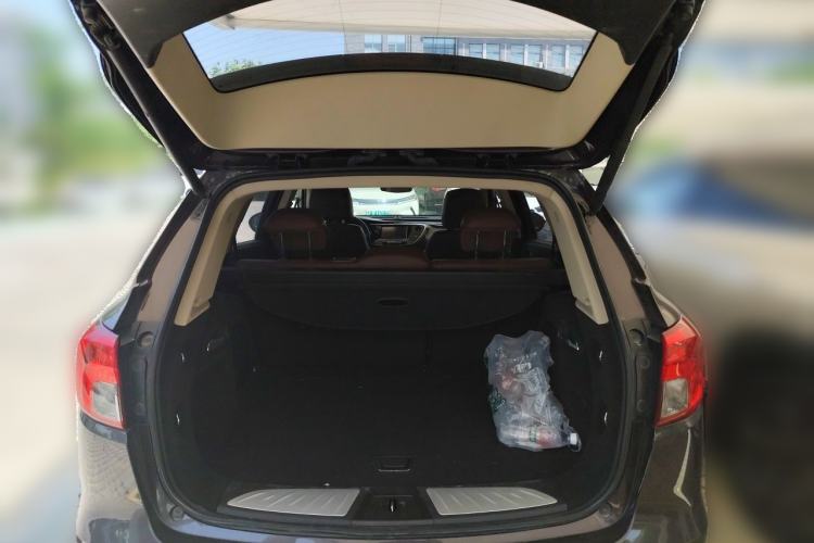 Used Buick Envision 2016 28T Four-Wheel Drive Elite Version Trunk