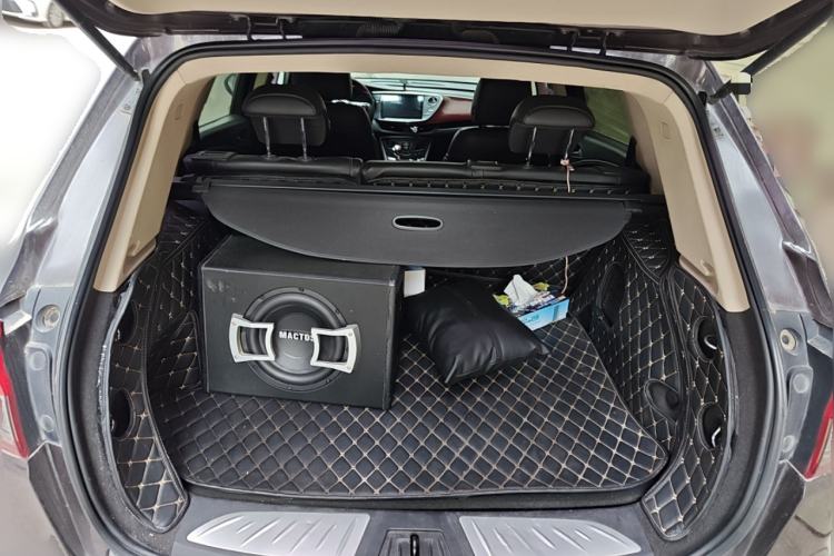 Used Buick Envision 2016 20T Two-Wheel Drive Leading Version Trunk