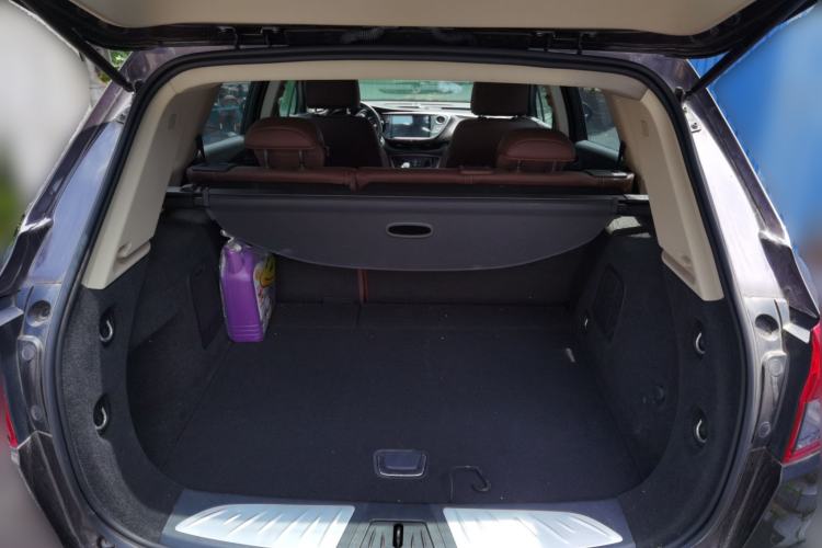 Used Buick Envision 2016 20T Two-Wheel-Drive Elite Model Trunk