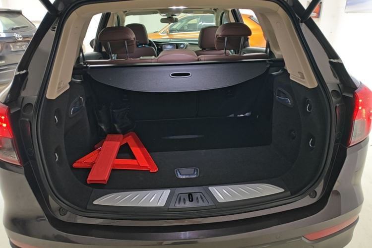 Used Buick Envision 2016 28T Four-Wheel Drive Elite Version Trunk