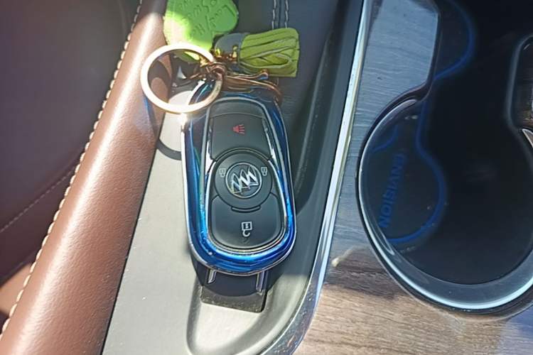 Used Buick Envision 2016 20T Two-Wheel-Drive Elite Model Vehicle Key