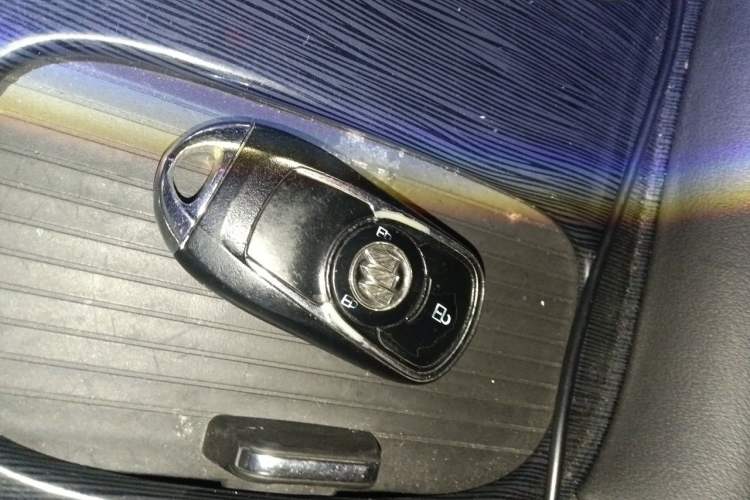 Used Buick Envision 2016 20T Two-Wheel-Drive Elite Model Vehicle Key