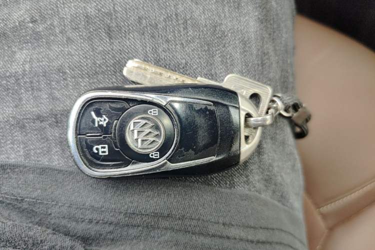 Used Buick Envision 2016 28T Four-Wheel Drive Elite Version Vehicle Key
