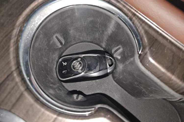 Used Buick Envision 2016 28T Four-Wheel Drive Elite Version Vehicle Key