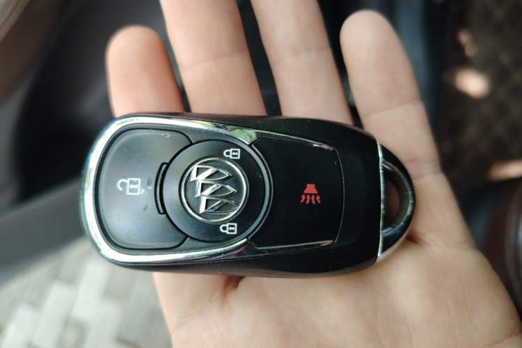 Used Buick Envision 2016 20T Two-Wheel-Drive Elite Model Vehicle Key