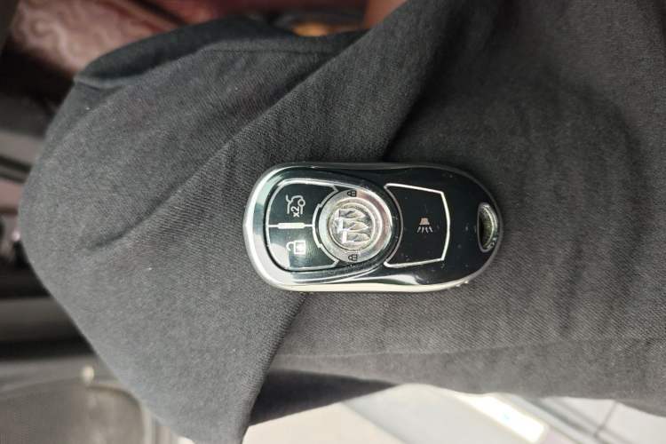 Used Buick Envision 2016 28T Four-Wheel Drive Luxury Model Vehicle Key
