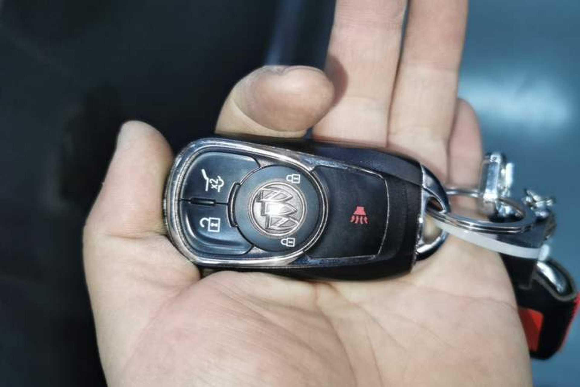 Used Buick Envision 2016 28T Four-Wheel Drive Elite Version Vehicle Key