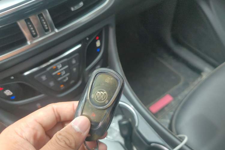 Used Buick Envision 2016 20T Two-Wheel Drive Leading Version Vehicle Key