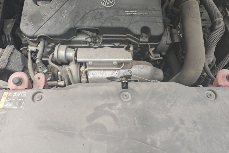 Used Buick Envision 2016 20T Two-Wheel-Drive Elite Model Engine Bay