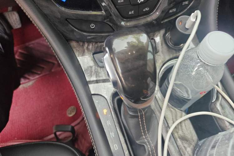 Used Buick Envision 2016 20T Two-Wheel Drive Leading Version Gear Lever