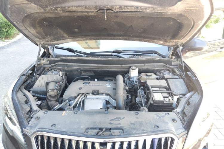 Used Buick Envision 2016 28T Four-Wheel Drive Elite Version Engine Bay