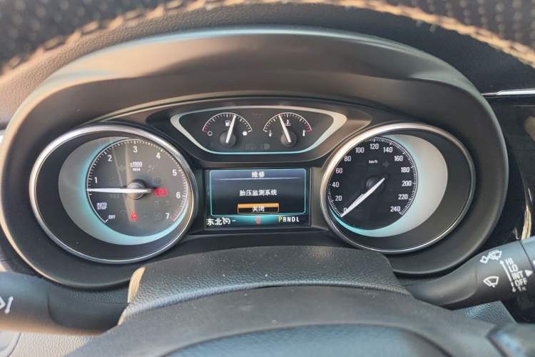 Used Buick Envision 2016 28T Four-Wheel Drive Elite Version Instrument Cluster