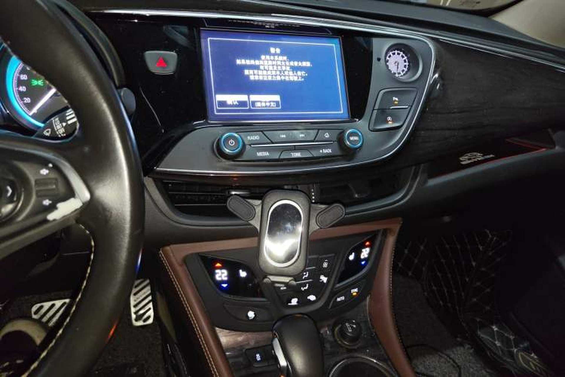 Used Buick Envision 2016 28T Four-Wheel Drive Elite Version Audio And AC Panel