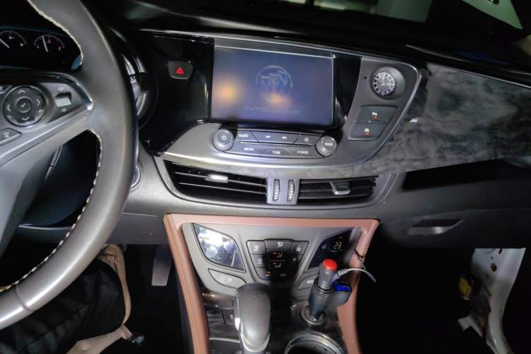 Used Buick Envision 2016 20T Four-Wheel Drive Elite Model Audio And AC Panel