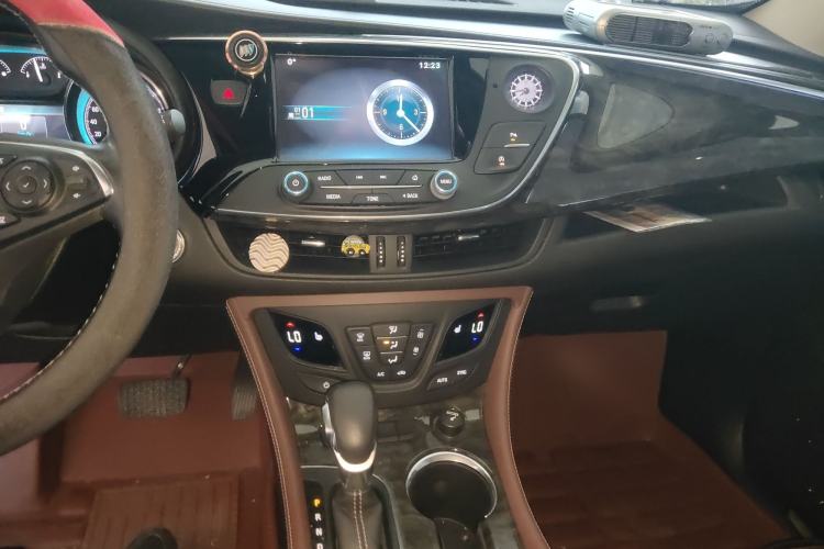 Used Buick Envision 2016 20T Two-Wheel-Drive Elite Model Audio And AC Panel