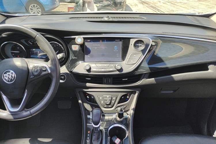 Used Buick Envision 2016 20T Two-Wheel-Drive Elite Model Audio And AC Panel