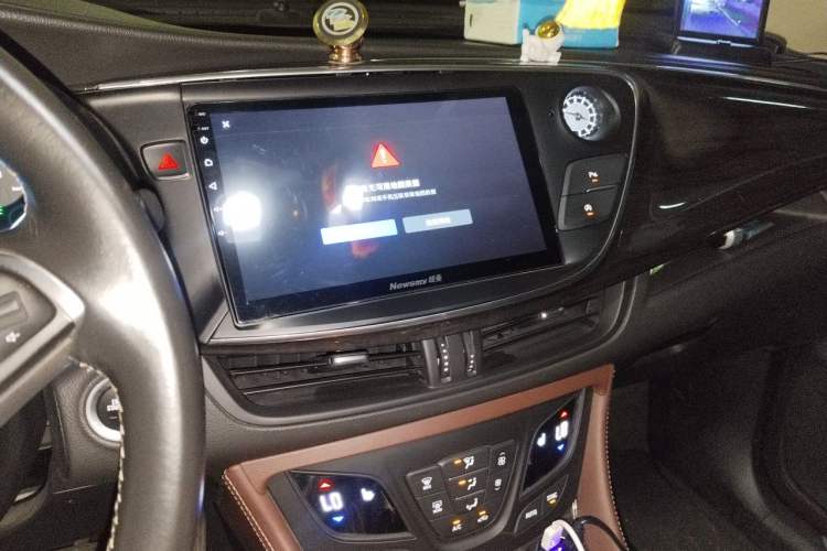 Used Buick Envision 2016 28T Four-Wheel Drive Elite Version Audio And AC Panel