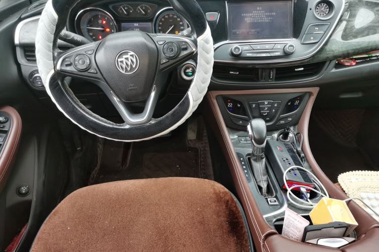 Used Buick Envision 2016 28T Four-Wheel Drive Elite Version Center Console