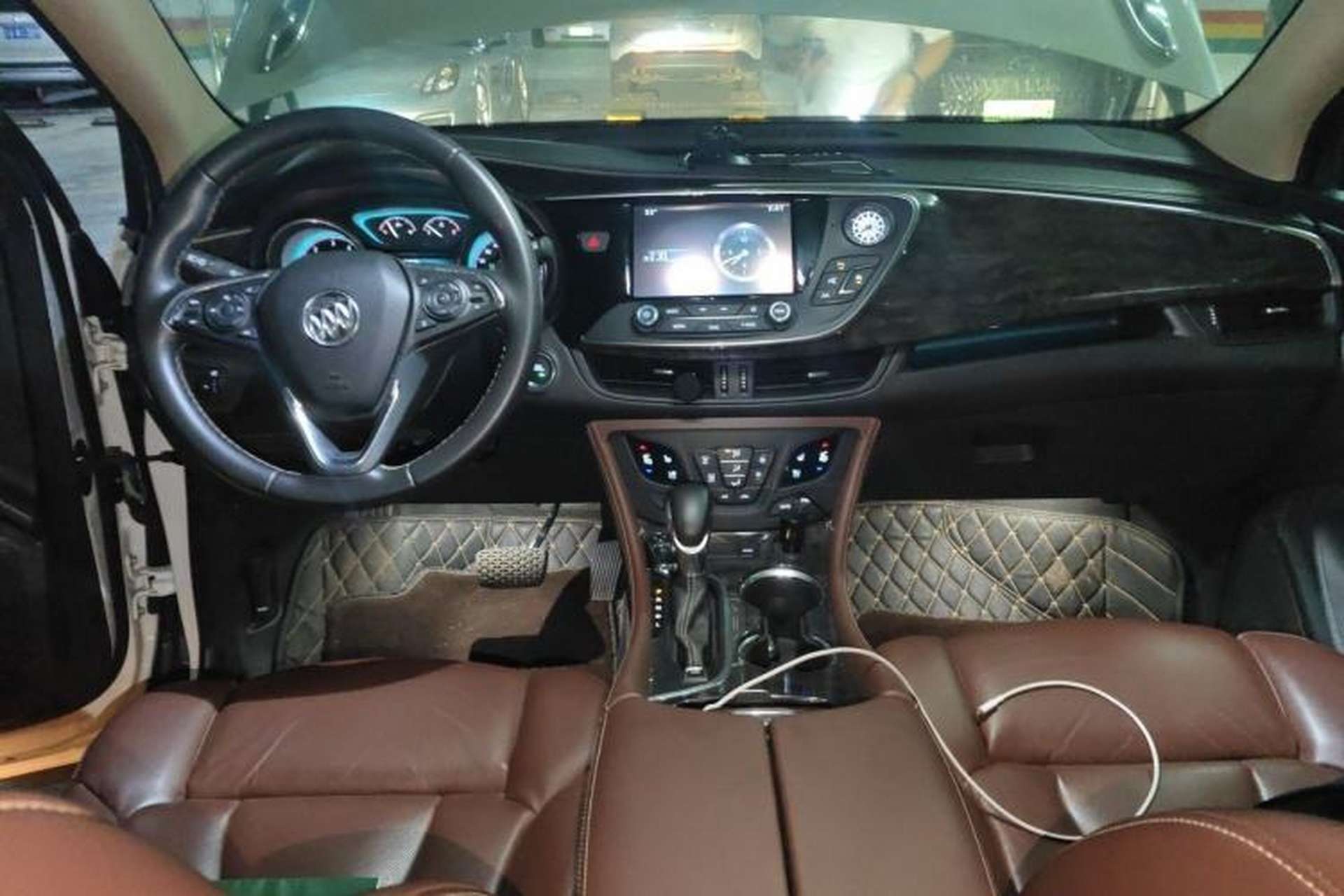 Used Buick Envision 2016 28T Four-Wheel Drive All-Terrain Flagship Edition Center Console