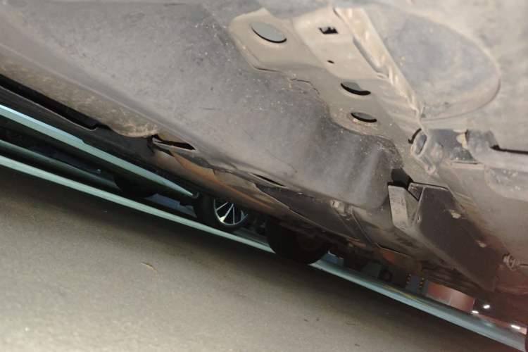 Used Buick Envision 2016 28T Four-Wheel Drive Elite Version Chassis Rear Right