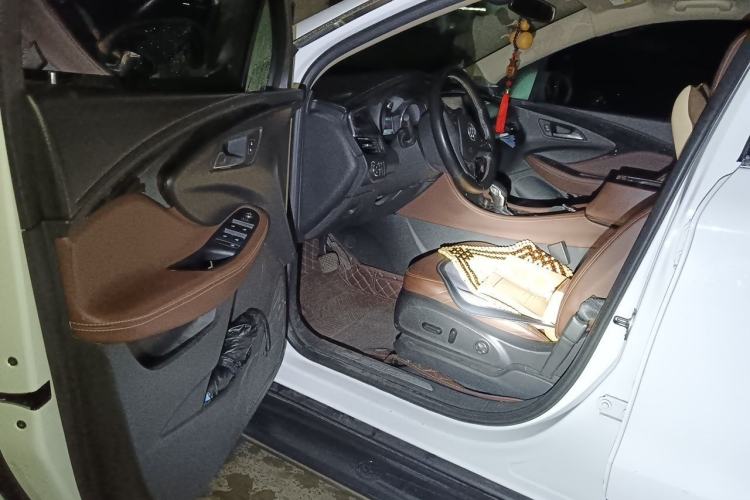 Used Buick Envision 2016 20T Two-Wheel-Drive Elite Model Driver Seat