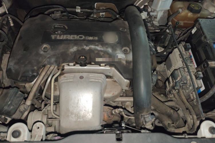 Used Buick Envision 2016 28T Four-Wheel Drive Elite Version Engine Bay