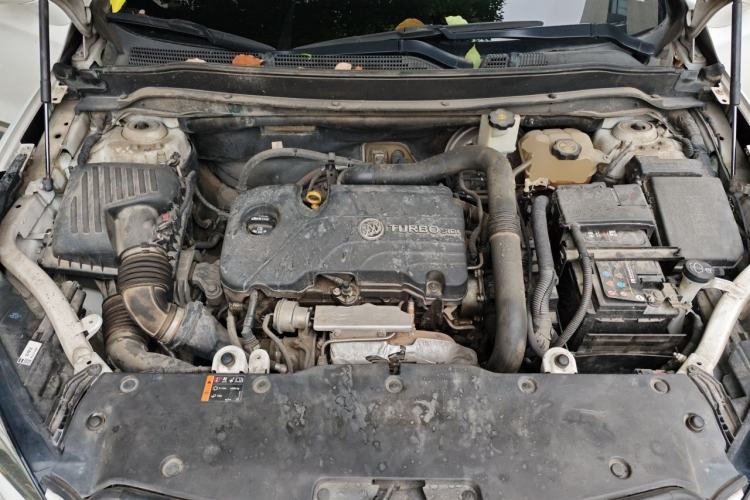 Used Buick Envision 2016 20T Two-Wheel-Drive Elite Model Engine Bay