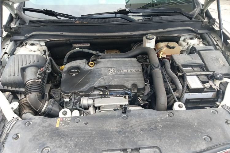 Used Buick Envision 2016 20T Two-Wheel-Drive Elite Model Engine Bay