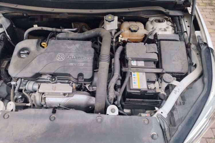 Used Buick Envision 2016 20T Two-Wheel-Drive Elite Model Engine Bay Left