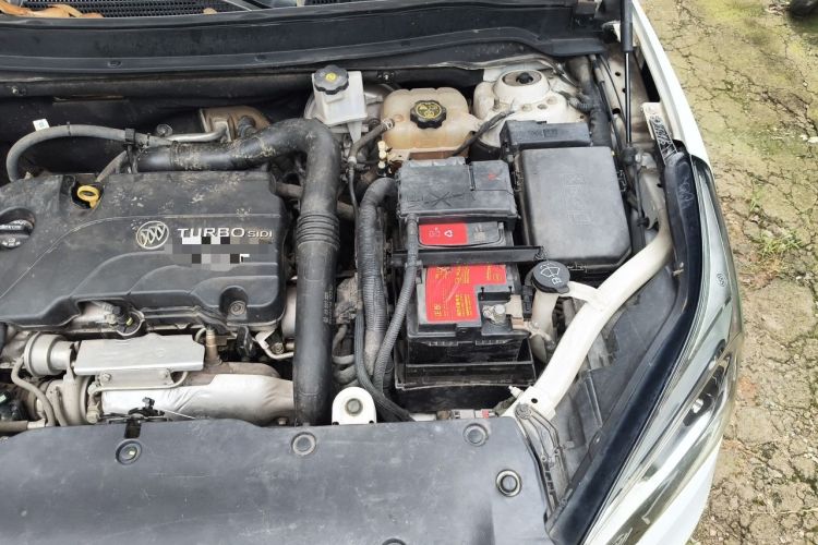 Used Buick Envision 2016 20T Two-Wheel Drive Leading Version Engine Bay Left