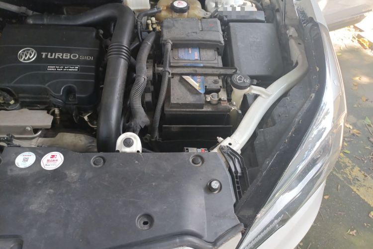 Used Buick Envision 2016 20T Two-Wheel-Drive Elite Model Engine Bay Left