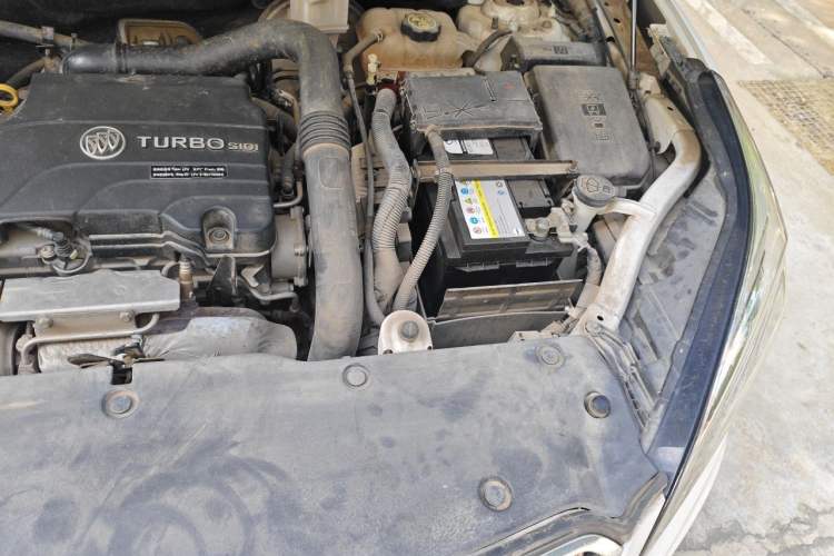 Used Buick Envision 2016 20T Two-Wheel-Drive Elite Model Engine Bay Left